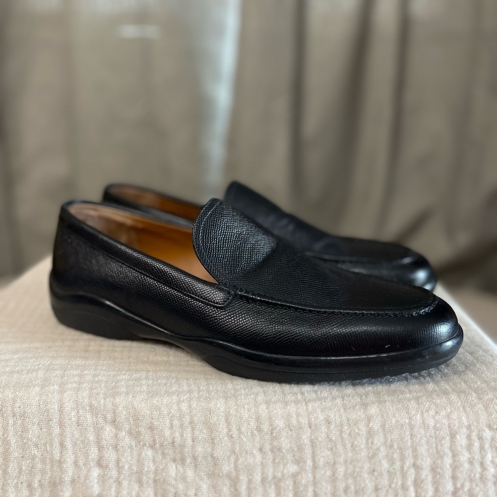 Bally MILS Mens Black Pebbled Leather Loafers Slip On Rubber Soles Sz 8.5D Swiss